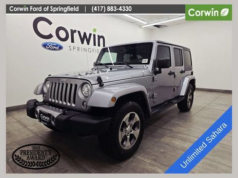 Used 2018 Jeep Wrangler Unlimited Sahara w/ Connectivity Group AWD/4WD image 1