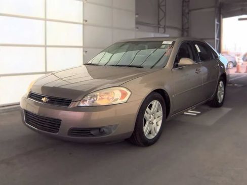 Used 2006 Chevrolet Impala LTZ FWD image 1
