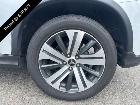 Used 2024 Mitsubishi Outlander Sport ES AWD/4WD image 4
