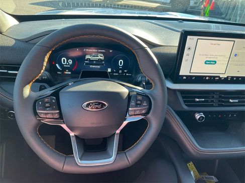 New 2026 Ford Explorer Tremor w/ Tremor Convenience Package image 25