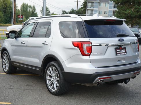 Used 2016 Ford Explorer Limited AWD/4WD image 3