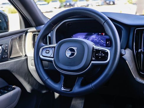 Certified 2026 Volvo XC60 B5 Plus w/ Climate Package image 17