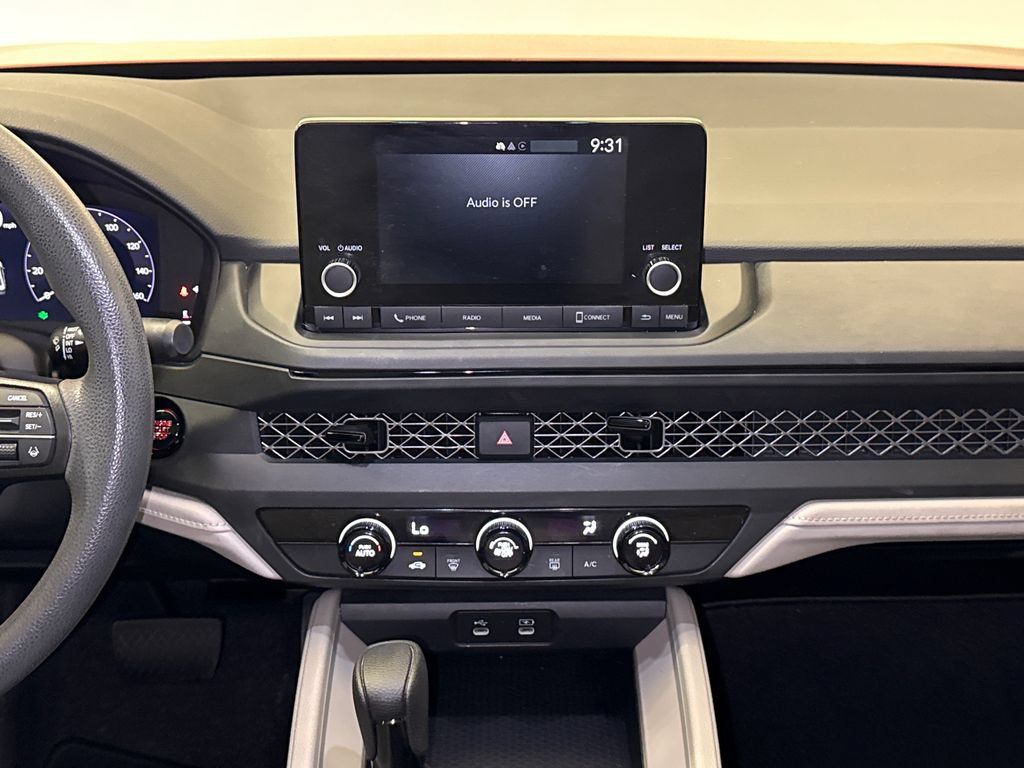 Certified 2023 Honda Accord LX image 14