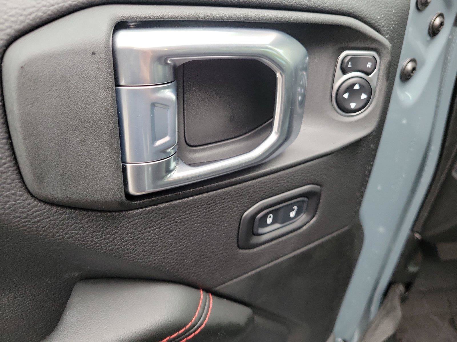 Used 2026 Jeep Gladiator Rubicon AWD/4WD image 19