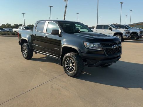 Used 2019 Chevrolet Colorado ZR2 image 2