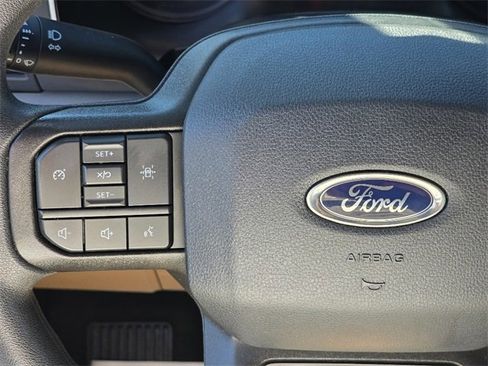 Used 2023 Ford F150 XLT image 14