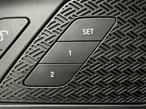 Used 2023 BMW X1 xDrive28i image 24