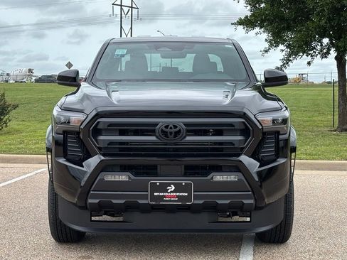 New 2026 Toyota Tacoma SR5 AWD/4WD image 3