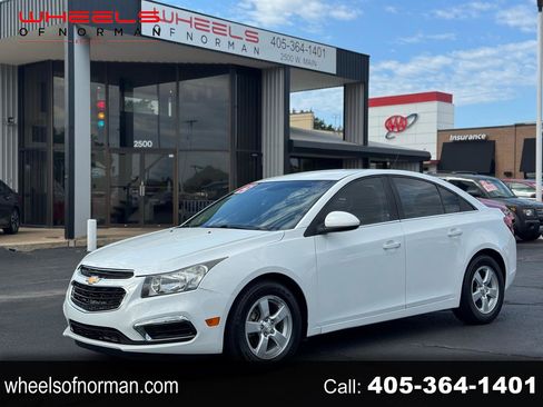 Used 2015 Chevrolet Cruze LT image 1