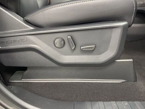 Used 2025 Ford F250 Lariat w/ Lariat Ultimate Package image 27