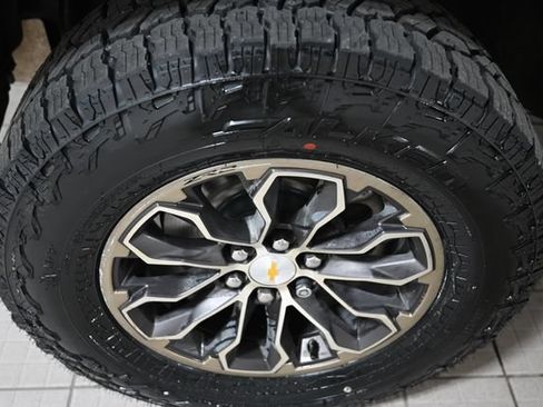 Used 2022 Chevrolet Colorado ZR2 AWD/4WD image 20