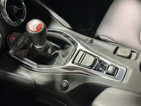 Used 2018 Chevrolet Camaro SS image 37
