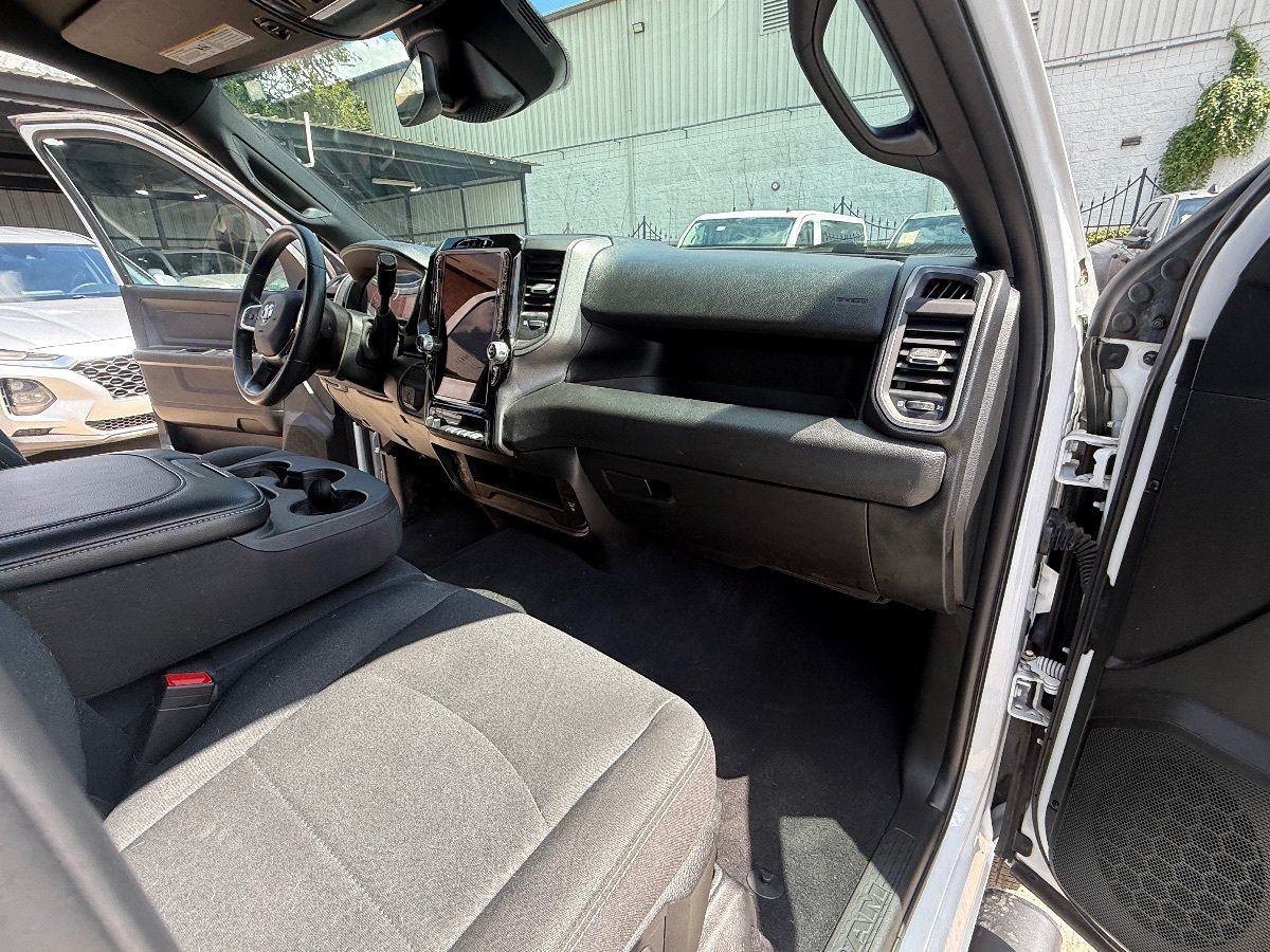 Used 2026 RAM 3500 Tradesman AWD/4WD image 17