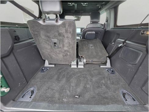 Used 2023 Ford Bronco Badlands w/ Sasquatch Package AWD/4WD image 9
