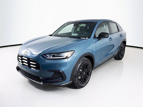 New 2026 Honda HR-V Sport image 4