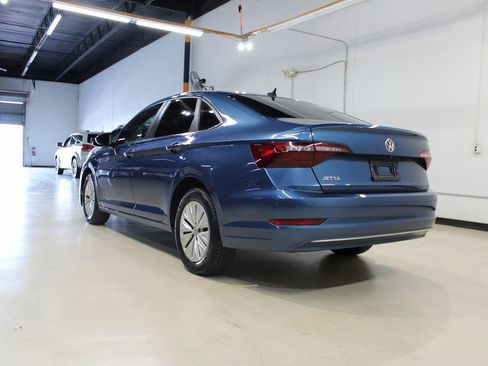 Used 2020 Volkswagen Jetta S w/ Driver Assistance Package image 4