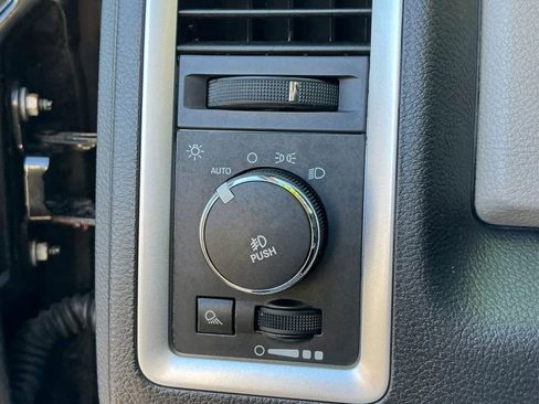 Used 2011 RAM 1500 Big Horn image 24