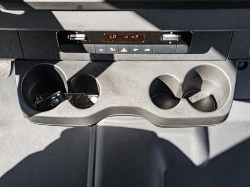 Used 2023 Mercedes-Benz Sprinter 3500 image 24