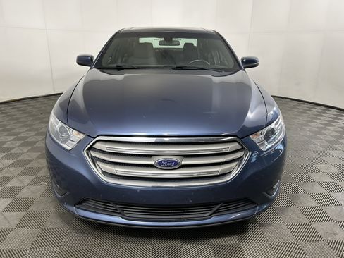 Used 2019 Ford Taurus SEL image 6
