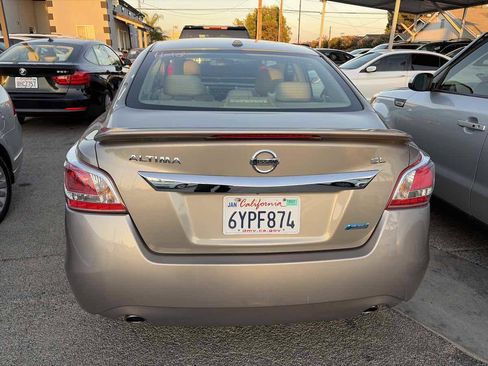 Used 2013 Nissan Altima 2.5 SL FWD image 3