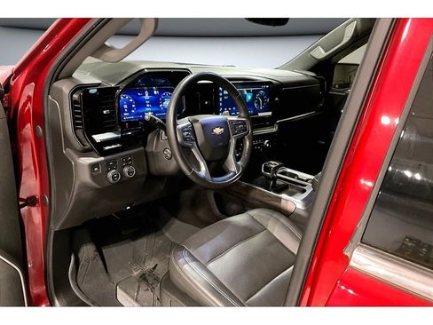 Used 2022 Chevrolet Silverado 1500 LTZ w/ LTZ Premium Package image 15
