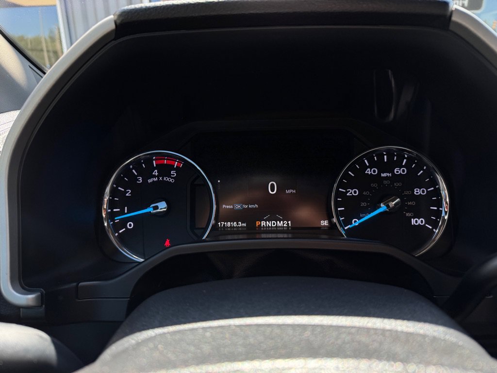Used 2017 Ford F250 Lariat w/ Lariat Ultimate Package AWD/4WD image 13
