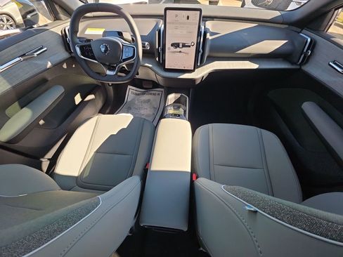 New 2026 Volvo EX30 Ultra image 9