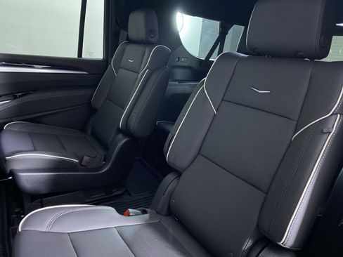 New 2026 Cadillac Escalade ESV Sport w/ Touring Package AWD/4WD image 15