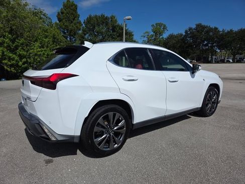 Used 2022 Lexus UX 200 F Sport w/ Accessory Package (Z2) FWD image 3