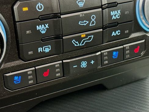 Used 2020 Ford F150 Lariat w/ Equipment Group 502A Luxury image 22