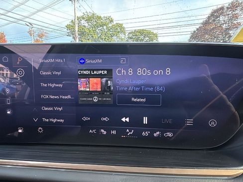 Certified 2025 Buick Envision Avenir image 20