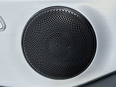 Used 2021 Mercedes-Benz C 300 Sedan image 12