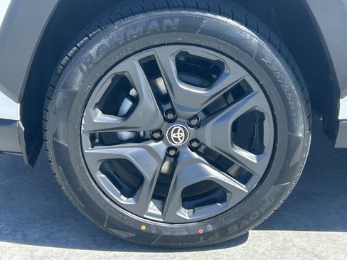 Certified 2024 Toyota RAV4 Adventure AWD/4WD image 7