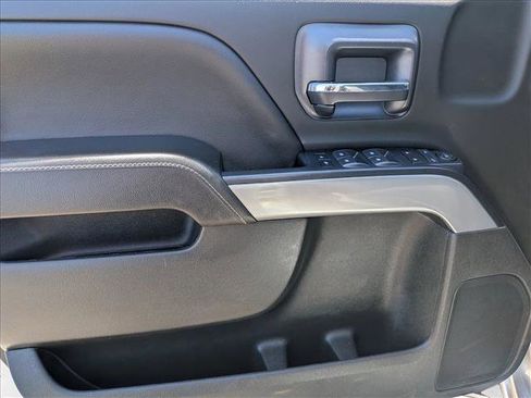 Used 2018 Chevrolet Silverado 1500 LT w/ All Star Edition AWD/4WD image 10