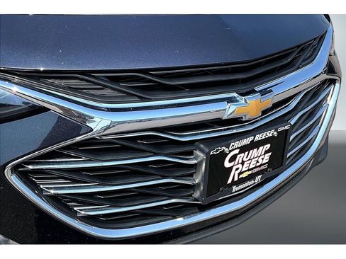 Used 2023 Chevrolet Malibu LT FWD image 32