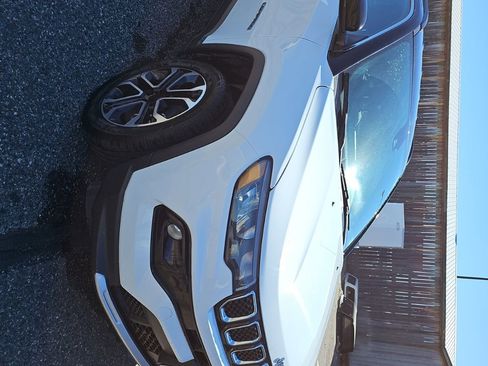 Used 2024 Jeep Compass Limited AWD/4WD image 3