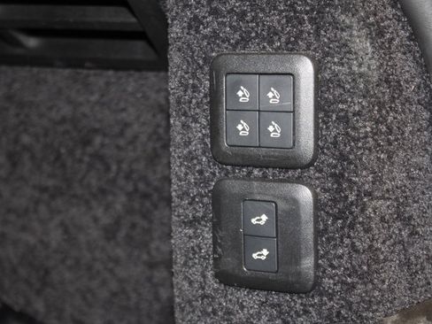 Used 2021 Land Rover Range Rover P525 Westminster Edition LWB image 42