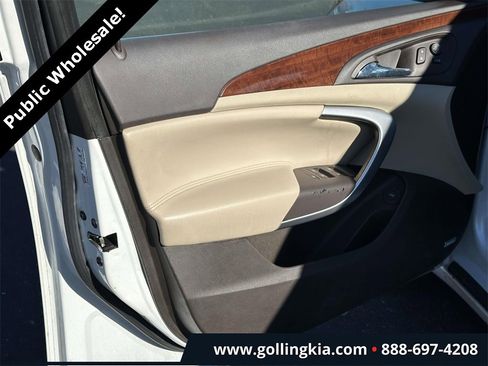 Used 2016 Buick Regal Premium image 15