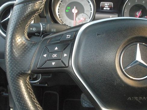 Used 2014 Mercedes-Benz CLA 250 image 30
