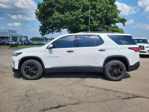 Used 2023 Chevrolet Traverse LT w/ Midnight/Sport Edition AWD/4WD image 2