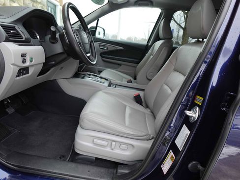 Certified 2023 Honda Ridgeline RTL image 12