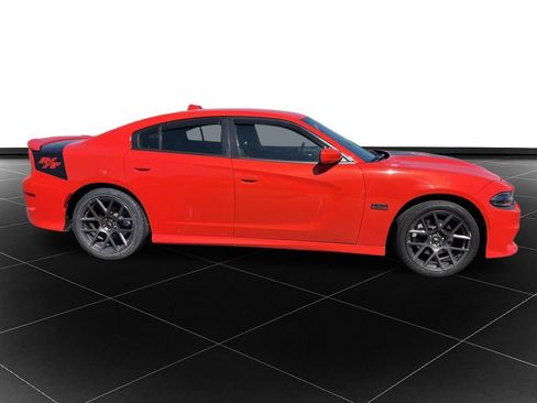 Used 2019 Dodge Charger R/T w/ Cold Weather Package image 6