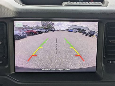 Used 2024 Ford Bronco Big Bend image 21