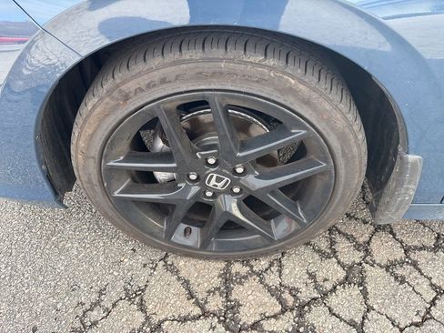 Used 2025 Honda Civic Sport image 12