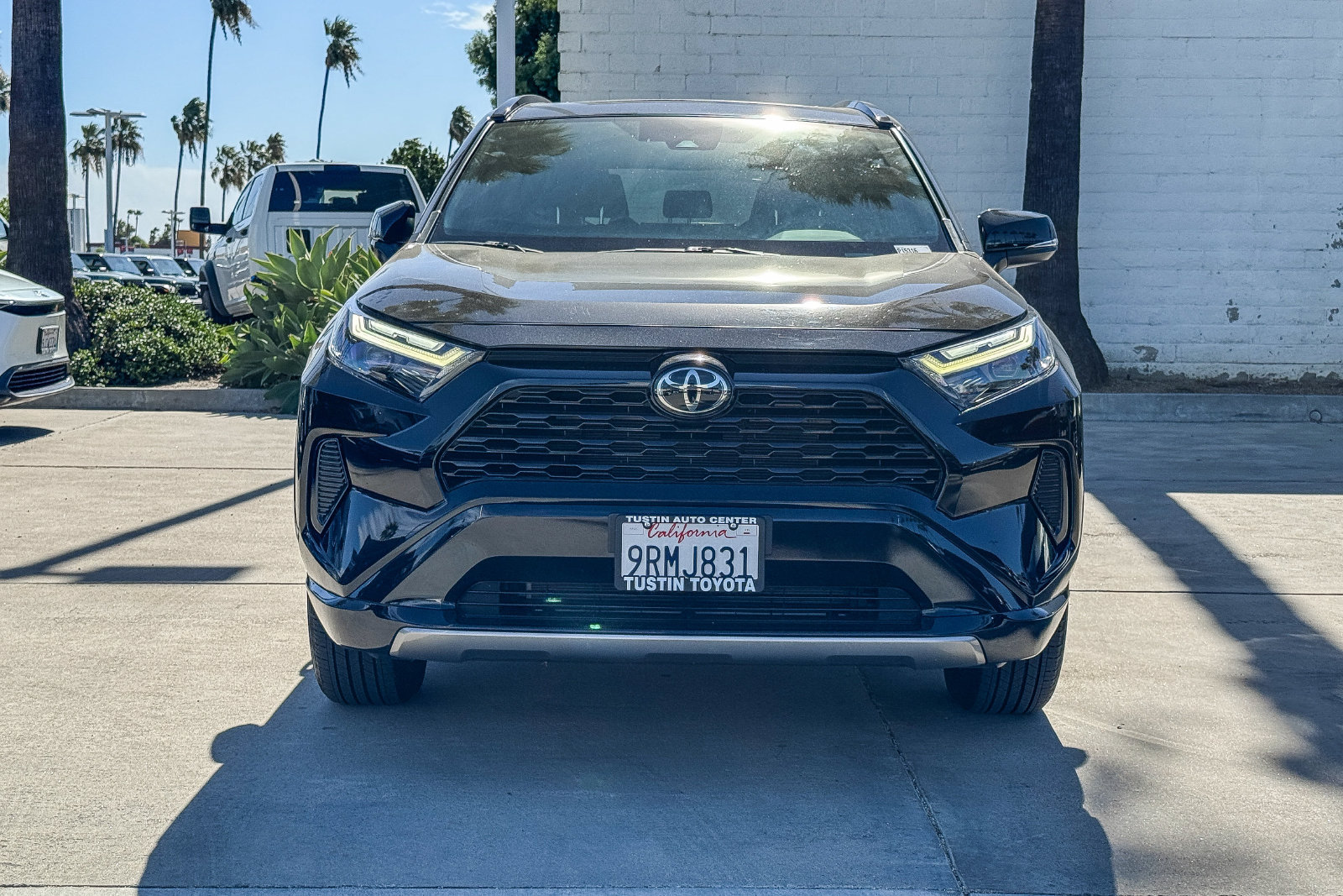 Certified 2025 Toyota RAV4 SE w/ Convenience Package AWD/4WD image 2