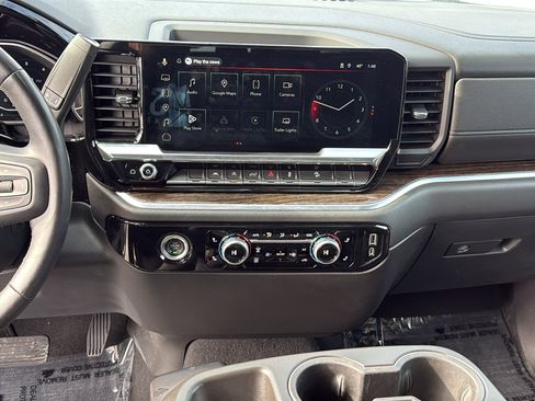 Used 2022 GMC Sierra 1500 Elevation w/ X31 Off-Road Package image 22