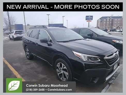 Used 2020 Subaru Outback Limited image 1