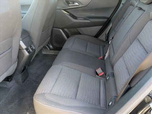 Used 2026 Chevrolet Equinox LT w/ Safety and Technology Package image 19