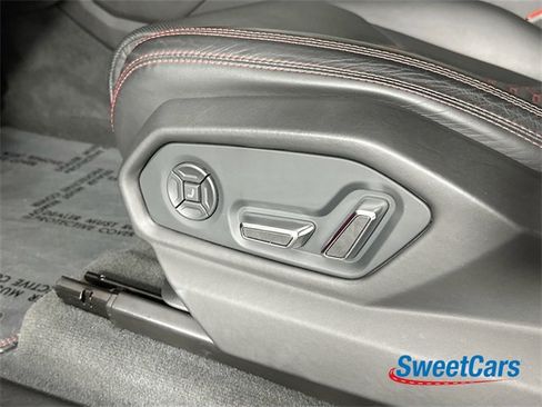 Used 2020 Lamborghini Urus Base image 41