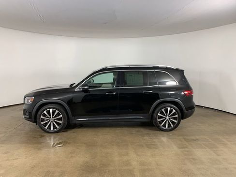 Used 2022 Mercedes-Benz GLB 250 4MATIC w/ Premium Package Lite image 16